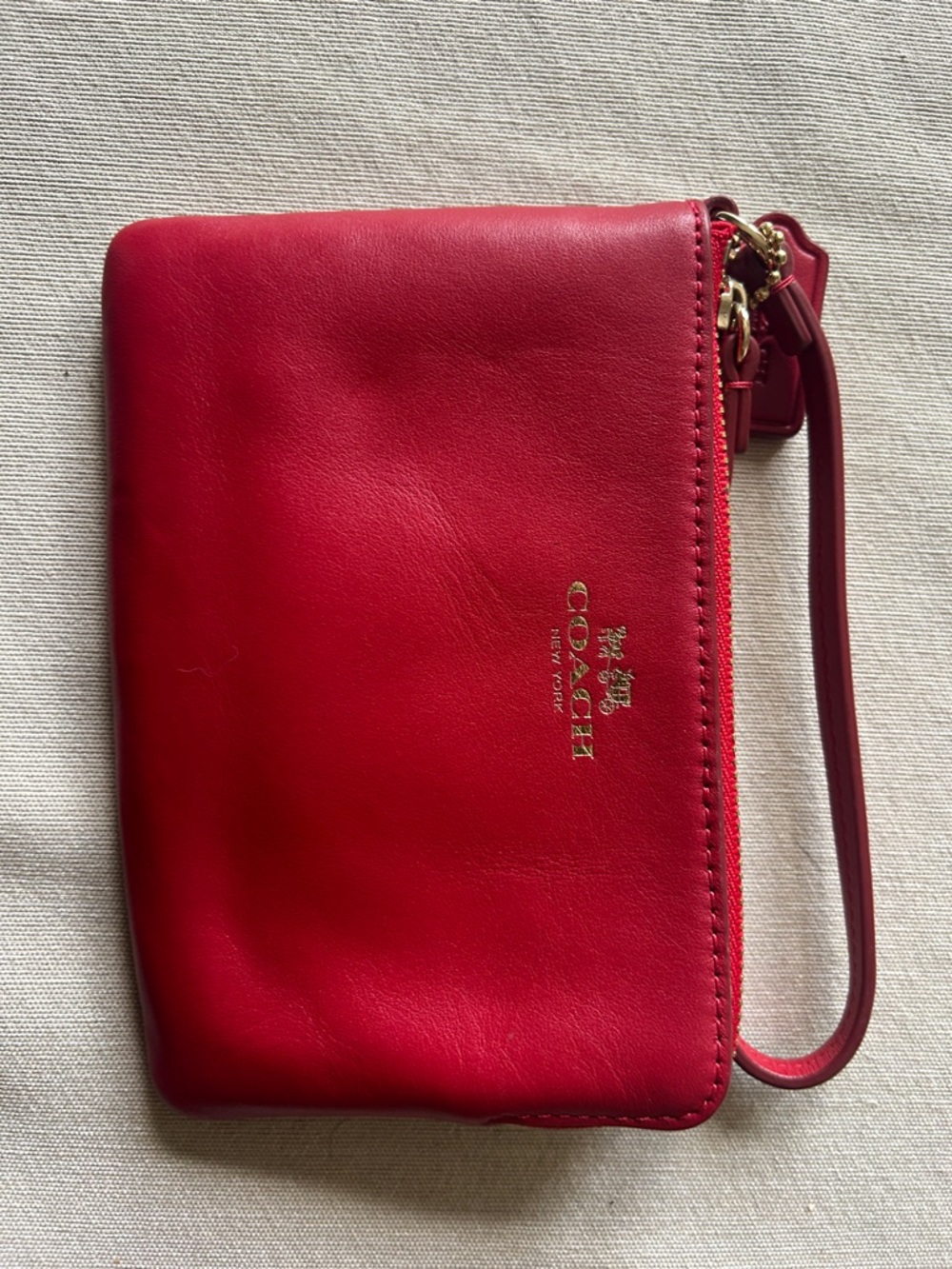 Coach Red Leather Zip Wristlet with Gold Logo - Picture 3 of 5